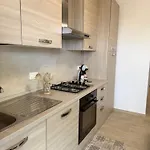 Skyview At Middletown - Sea View & Private Parking * 트로페아