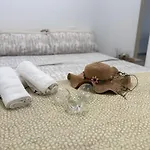 Skyview At Middletown - Sea View & Private Parking 아파트 트로페아