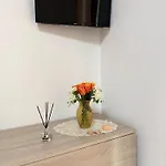 Skyview At Middletown - Sea View & Private Parking 아파트 트로페아