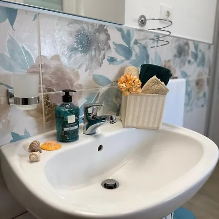 Skyview At Middletown - Sea View & Private Parking