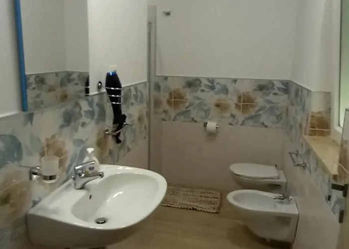 Skyview Apartment At Middletown - Sea View & Private Parking