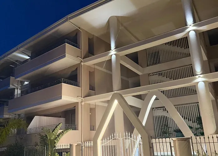 Skyview At Middletown - Sea View & Private Parking