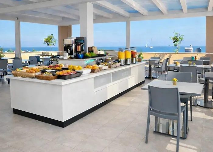 Skyview At Middletown - Sea View & Private Parking